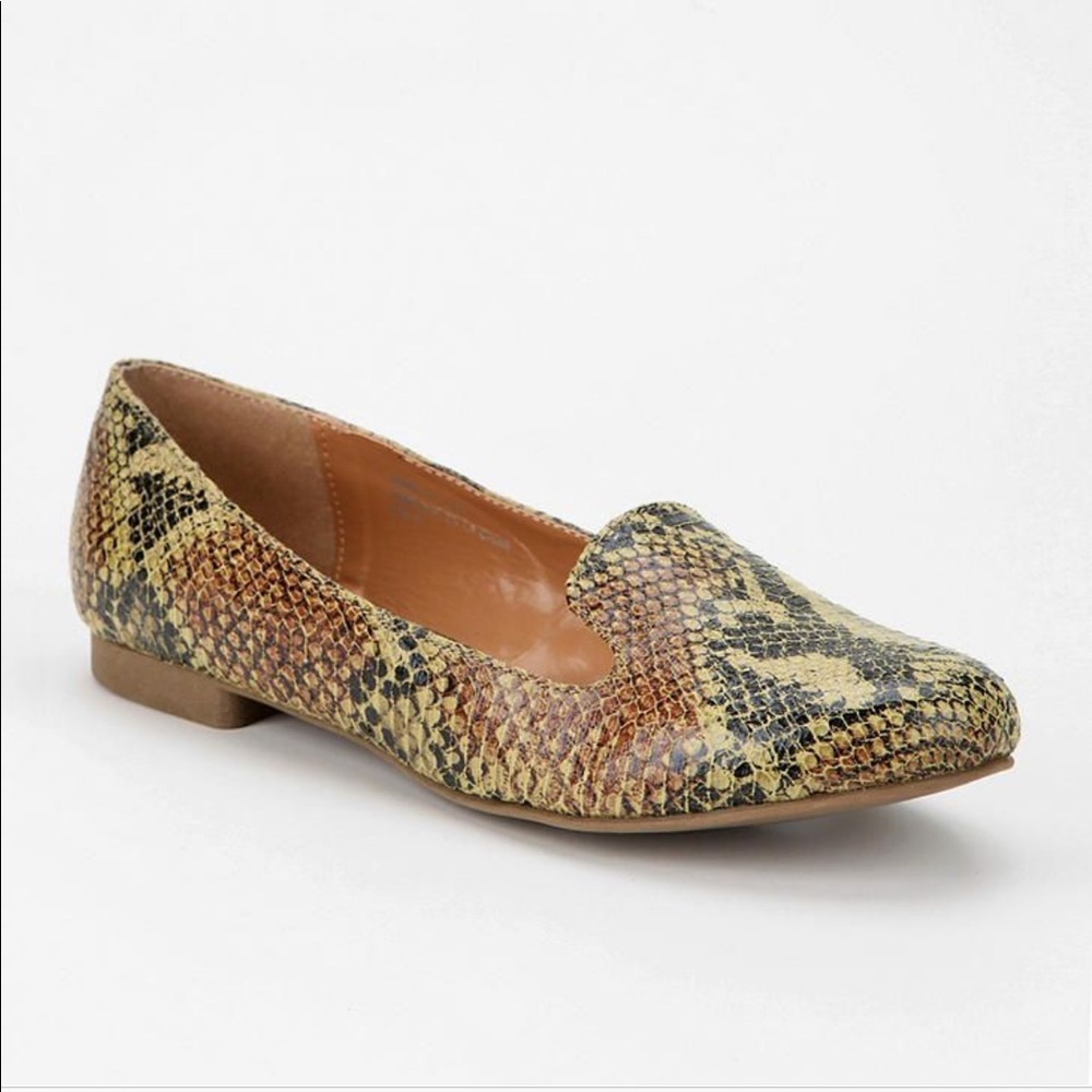 Deena & Ozzy Snake Loafers - Urban Outfitters